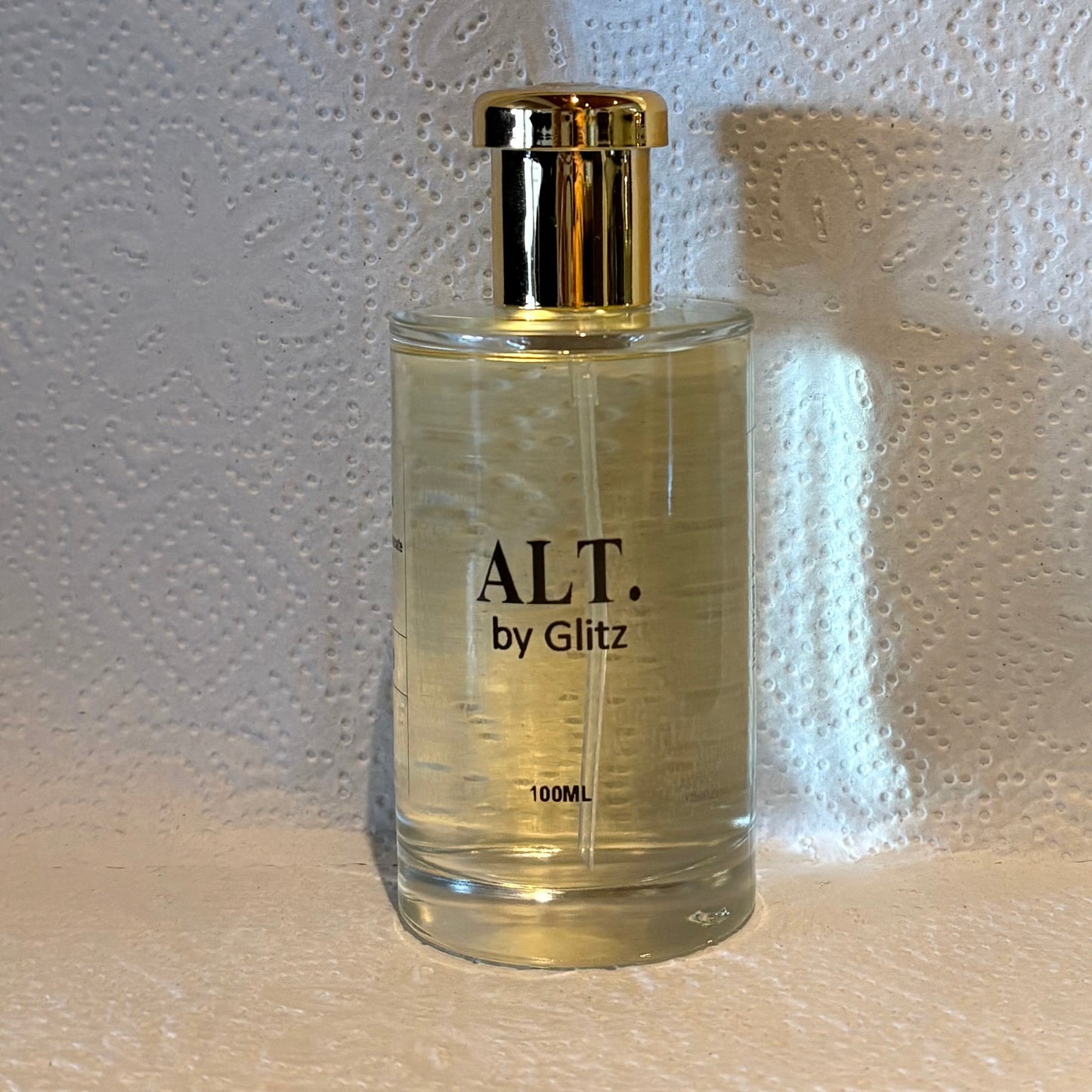 ALT by Glitz Myrrh & Tonka (U009)